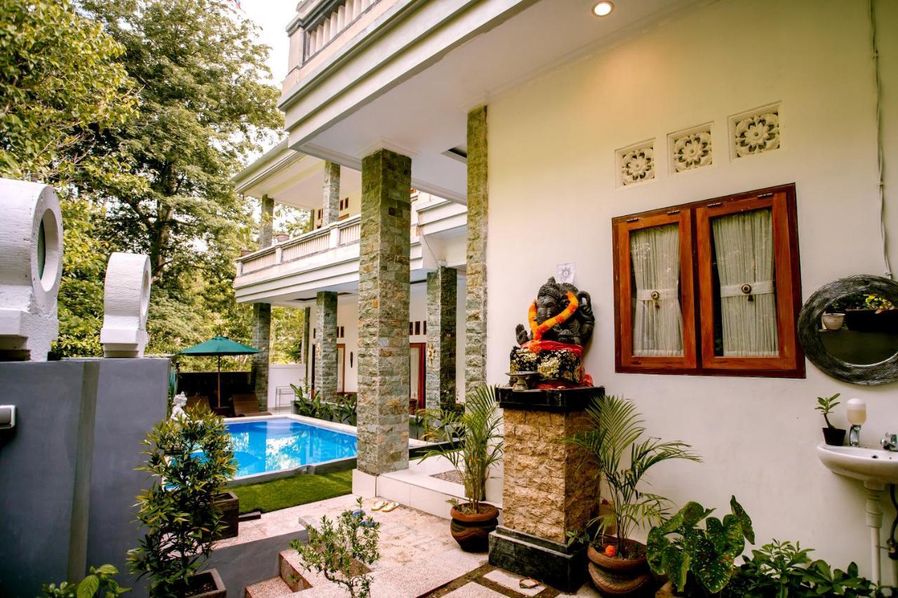 The Puncak Santhi Inn Batununggul ภายนอก รูปภาพ
