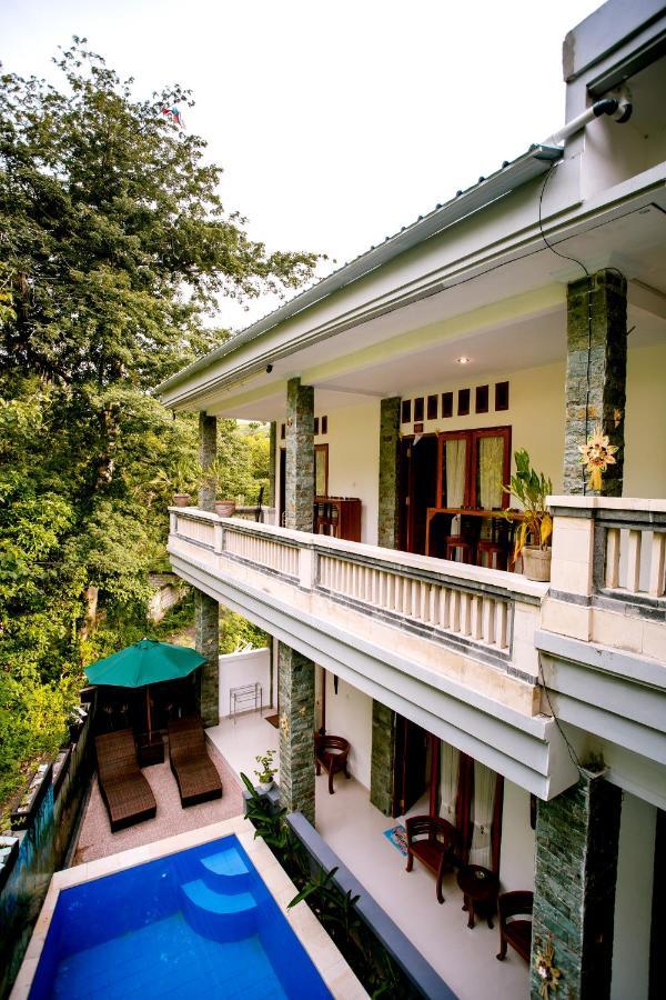 The Puncak Santhi Inn Batununggul ภายนอก รูปภาพ